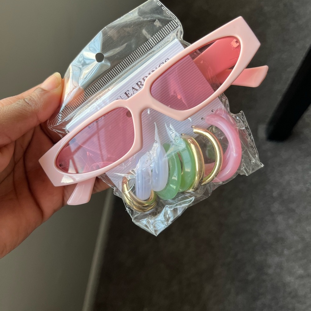 Glasses and Earring Set